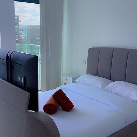Ds Rentals - Entire 1 Bedroom Apartment London Eksteriør bilde