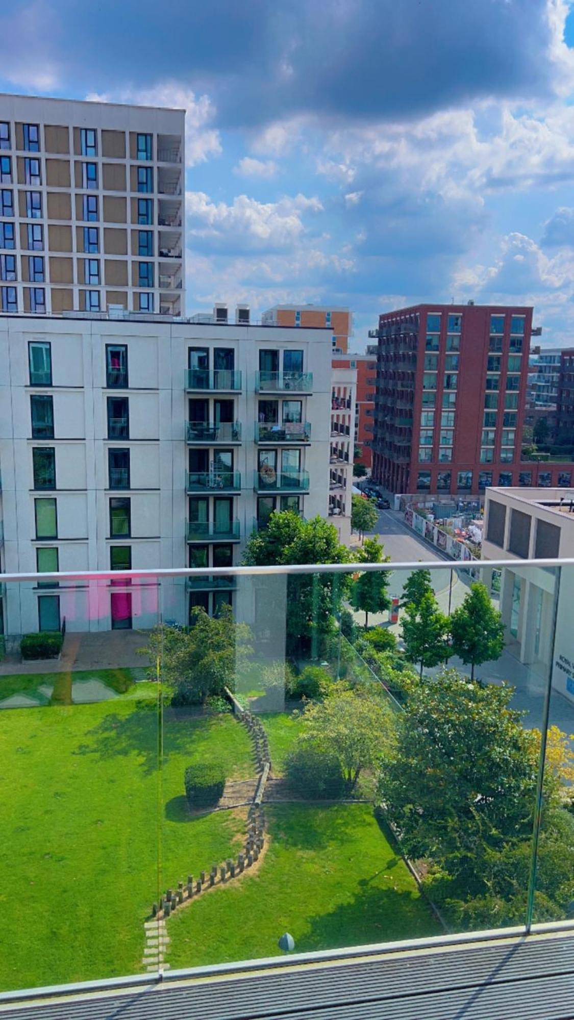 Ds Rentals - Entire 1 Bedroom Apartment London Eksteriør bilde